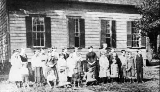 alt="Hamilton District School, 1889"